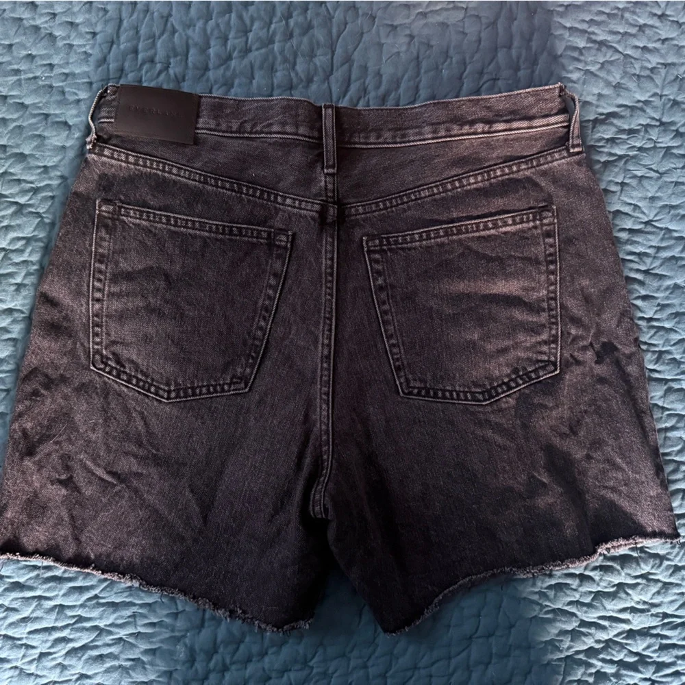 Everlane Cheeky Jean Short / Sz 31 (Vintage Black) - Picture 2 of 3